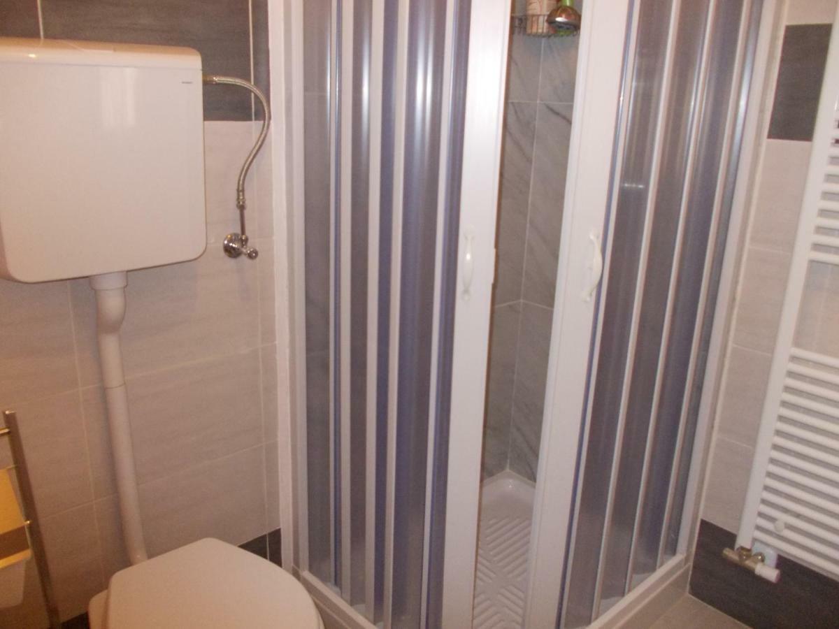 Romagnoli 36 Guest house
